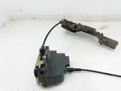 Pièce détachée automobile d'occasion SERRURE DE PORTE ARRIÈRE DROITE pour RENAULT MEGANE II BERLINA 5P  Références OEM IAM 8200212467  