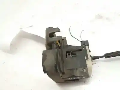 Pezzo di ricambio per auto di seconda mano SERRATURA PORTA ANTERIORE SINISTRA per OTRAS MARCAS CLIO II FASE II (B/CB0)  Riferimenti OEM IAM 7700434604  