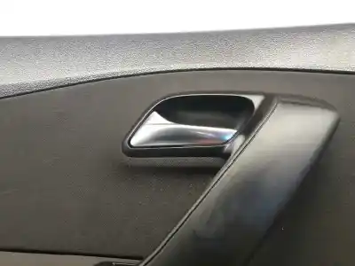 Pezzo di ricambio per auto di seconda mano rivestimento portiera posteriore sinistra per volkswagen polo v (6r1, 6c1) 1.6 tdi riferimenti oem iam 6r6867211  