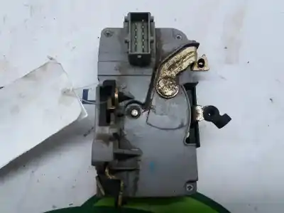 Peça sobressalente para automóvel em segunda mão fechadura da porta dianteira esquerda por peugeot 406 berlina (s1/s2) st referências oem iam 9135h6