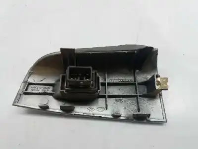 Peça sobressalente para automóvel em segunda mão botão / interruptor elevador vidro traseiro direito por kia sportage lx 4x4 referências oem iam 935801f510
