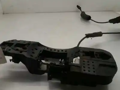 Peça sobressalente para automóvel em segunda mão fechadura da porta traseira esquerda por renault megane iii berlina 5 p dynamique referências oem iam 825030002r