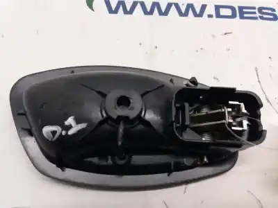 Peça sobressalente para automóvel em segunda mão puxador interior dianteiro esquerdo por renault megane iii berlina 5 p dynamique referências oem iam 826730001r