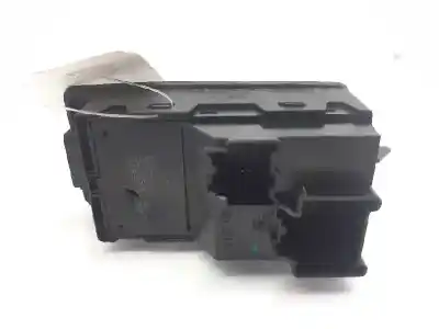 Second-hand car spare part right front power window switch for opel insignia a sedán (g09) 2.0 cdti (69) oem iam references 13301886  