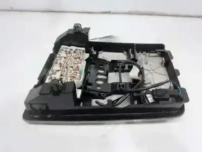 Second-hand car spare part interior light for opel insignia a sedán (g09) 2.0 cdti (69) oem iam references 92219242