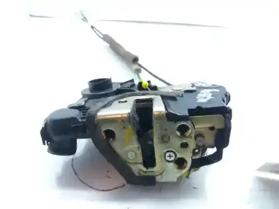 Peça sobressalente para automóvel em segunda mão fechadura da porta dianteira esquerda por toyota corolla (e12) 1.6 16v referências oem iam 6904012510