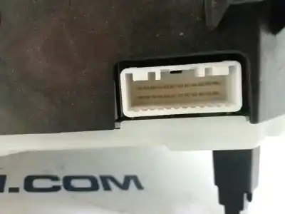 Pezzo di ricambio per auto di seconda mano modulo elettronico per toyota prius (nhw30) plug-in hybrid advance riferimenti oem iam 8310847020