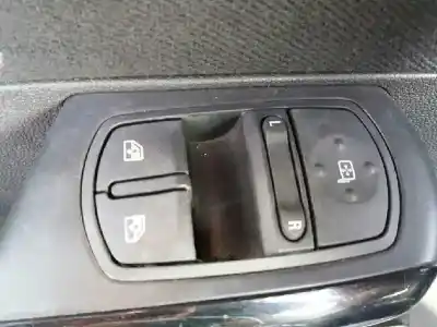 Автозапчасти б/у ВЫКЛЮЧАТЕЛЬ ЛЕВОГО ПЕРЕДНЕГО ОКНА за OPEL CORSA D  ссылки OEM IAM 13258521  