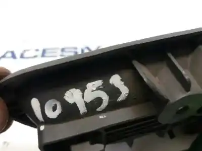 Tweedehands auto-onderdeel binnenhandgreep links achter voor suzuki liana rh (er) 1.6 16v cat oem iam-referenties xys7sh004