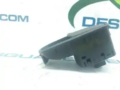 Автозапчастина б/у передній правий віконний вимикач для opel corsa d cmon посилання на oem iam 13189333  