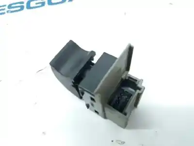 Автозапчастина б/у передній правий віконний вимикач для audi a3 (8l1) 1.6 посилання на oem iam 4b0959855  