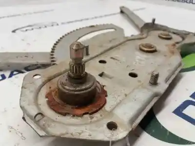 Peça sobressalente para automóvel em segunda mão elevador de vidros dianteiro direito por citroen c15 1.6 d -161-a referências oem iam 95602363  