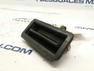 Second-hand car spare part tailgate back door handle for kia rio ii (jb) 1.4 16v oem iam references 817201g020