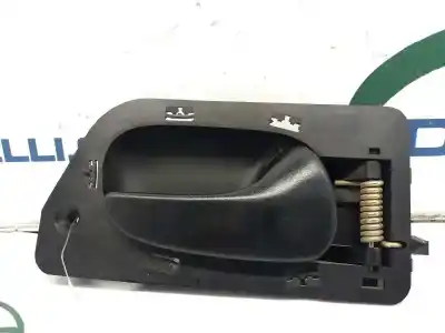 Second-hand car spare part interior right front handle for renault laguna (b56) 1.8 oem iam references 7700823285h