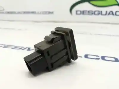 Second-hand car spare part switch for toyota verso (aur2/zgr2) 1.6 comfort oem iam references 841190f010  