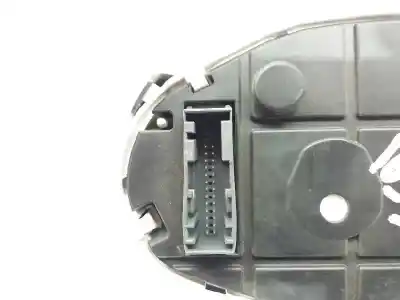 Pièce détachée automobile d'occasion COMPTEUR DE VITESSE TABLEAU DE BORD pour FORD FIESTA (CB1)  Références OEM IAM 8A6T10849AJ  