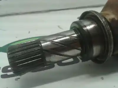 Second-hand car spare part front left transmission for renault megane ii familiar dynamique confort 82 cv / 60 kw oem iam references 8200264667  