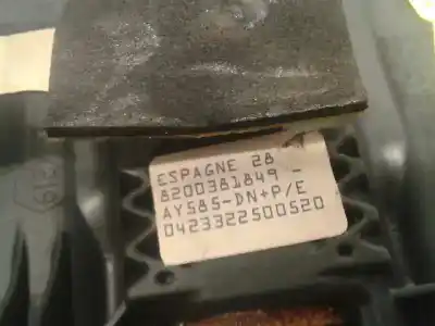 Second-hand car spare part front left air bag for renault megane ii familiar dynamique confort 82 cv / 60 kw oem iam references 8200381849