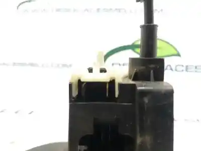 Pezzo di ricambio per auto di seconda mano serratura porta anteriore destra per renault clio ii fase ii (b/cb0) base authentique 65 cv / 48 kw riferimenti oem iam 8200350432  