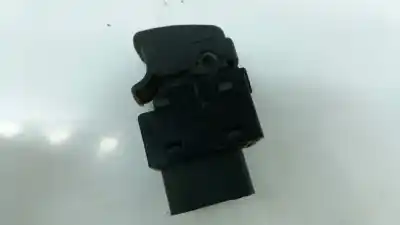 Peça sobressalente para automóvel em segunda mão botão / interruptor elevador vidro traseiro esquerdo por kia sportage cup referências oem iam 935801f010fkz