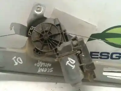 Peça sobressalente para automóvel em segunda mão ELEVADOR DE VIDROS DIANTEIRA ESQUERDA por RENAULT SCENIC II (JM)  Referências OEM IAM 8200646841  