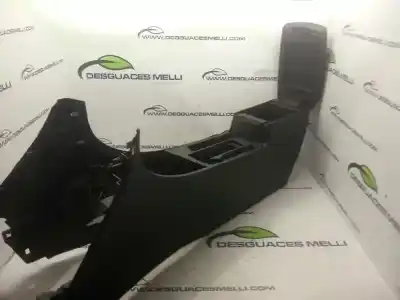 Pezzo di ricambio per auto di seconda mano bracciolo centrale per mazda 3 lim. (bl) active riferimenti oem iam bbm464441  