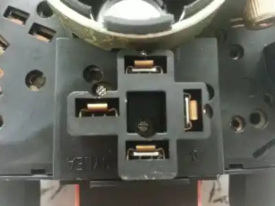 Second-hand car spare part steering wheel switch for lancia lybra berlina 1.9 jtd oem iam references b883  