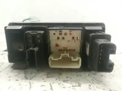 Pezzo di ricambio per auto di seconda mano CONTROLLO SPECCHIO per TOYOTA COROLLA (E12)  Riferimenti OEM IAM 183574  