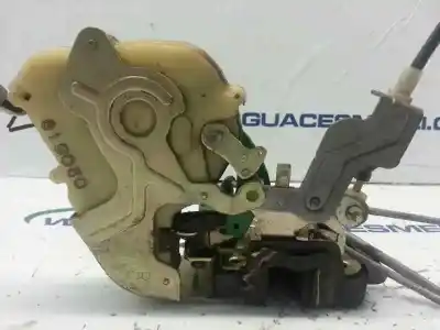 Peça sobressalente para automóvel em segunda mão fechadura da porta dianteira direita por kia sorento 2.5 crdi concept referências oem iam 813203e010