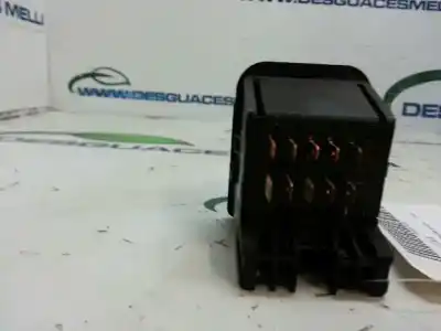 Автозапчастина б/у УПРАВЛІННЯ СВІТЛОМ для OPEL ASTRA F BERLINA  Посилання на OEM IAM 90481764  