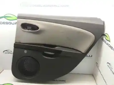 Peça sobressalente para automóvel em segunda mão forra / revestimento da porta traseira direita por seat leon (1p1) sport limited referências oem iam 1p0867212a