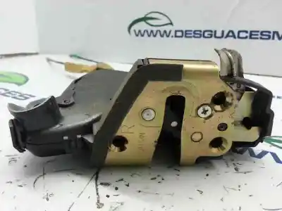 İkinci el araba yedek parçası SAG ÖN KAPI KILIDI için TOYOTA COROLLA VERSO (R1)  OEM IAM referansları 6903002162  