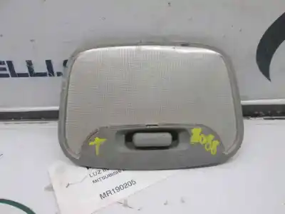 Автозапчасти б/у внутренний свет за mitsubishi montero (v60/v70) 3.2 di-d all-four ссылки oem iam mr190205  
