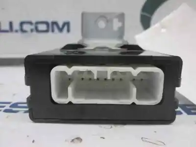 Second-hand car spare part electronic module for toyota corolla (e12) 2.0 d-4d sol sedán oem iam references 8865002380  