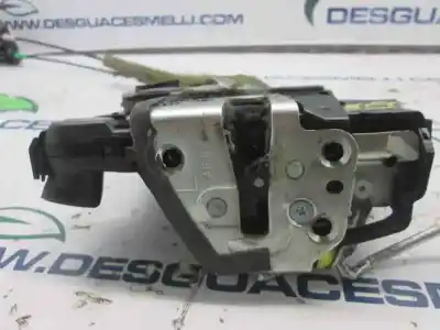 Second-hand car spare part left front door lock for toyota corolla (e12) 2.0 d-4d sol sedán oem iam references 6904012510  