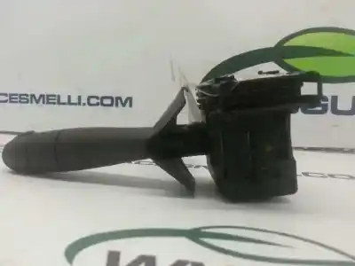 Peça sobressalente para automóvel em segunda mão comutador de limpa vidros por dacia sandero ambiance referências oem iam 8200792587  