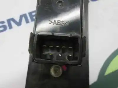 Second-hand car spare part rear right power window switch for mitsubishi l 200 2.5 di-d oem iam references mr587956  