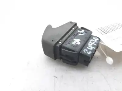 Автозапчастина б/у передній правий віконний вимикач для renault scenic (ja..) 1.9 dti diesel cat посилання на oem iam 7700432962