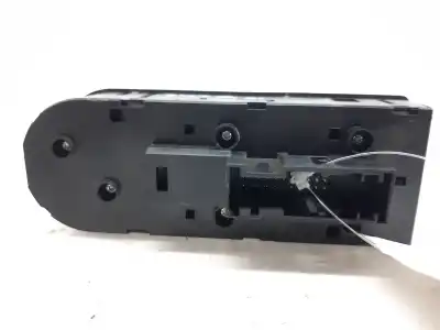 Recambio de automóvil de segunda mano de mando elevalunas delantero izquierdo para opel zafira b enjoy referencias oem iam 13209203  