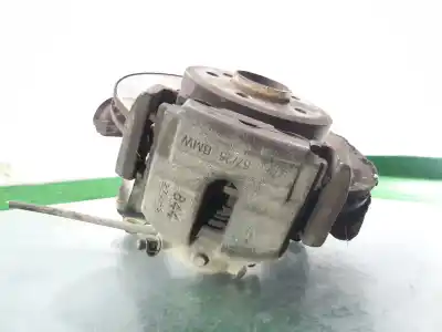 Second-hand car spare part front right knuckle for bmw x3 (e83) 2.0d oem iam references 31213412020  