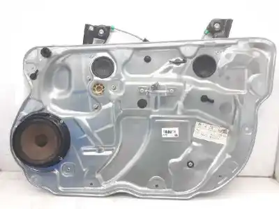 Pièce détachée automobile d'occasion LÉVE GLACE AVANT DROIT pour VOLKSWAGEN POLO (9N3)  Références OEM IAM 6Q4837756  