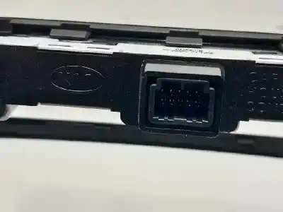 Piesă de schimb auto la mâna a doua consola centrala pentru kia sportage concept 4x2 referințe oem iam 847403u035