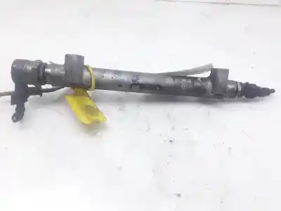 Pezzo di ricambio per auto di seconda mano rampa iniettori per kia carens (un) active riferimenti oem iam 3140027410