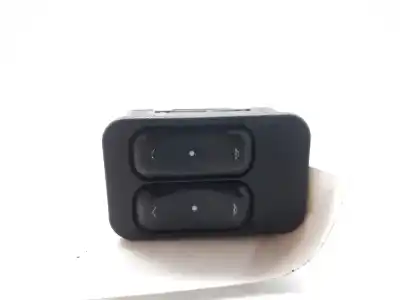Pezzo di ricambio per auto di seconda mano interruttore alzacristalli anteriore sinistro per opel astra g caravan comfort riferimenti oem iam 13363201