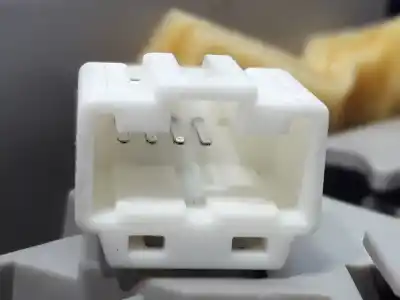 Second-hand car spare part interior light for nissan x-trail (t32) connect oem iam references 264304ce1a