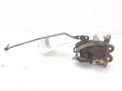 Second-hand car spare part left front door lock for ssangyong musso 2.9 d oem iam references 71201 05004