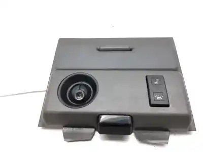 Second-hand car spare part interior light for renault 25 (b29) gtx oem iam references 7700752028  