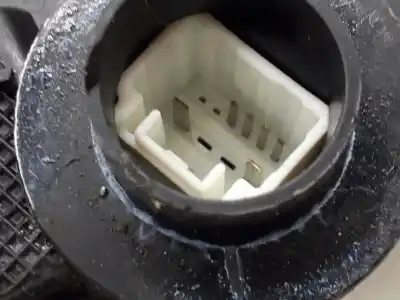 Pezzo di ricambio per auto di seconda mano serratura porta anteriore sinistra per toyota corolla (e12) 1.6 16v riferimenti oem iam 6904012510