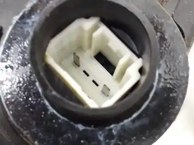 Pezzo di ricambio per auto di seconda mano serratura porta anteriore destra per toyota corolla (e12) 1.6 16v riferimenti oem iam 6903012460