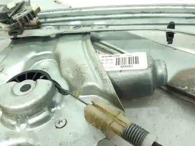 Peça sobressalente para automóvel em segunda mão elevador de vidros dianteiro direito por renault clio iii confort dynamique referências oem iam 8200291147